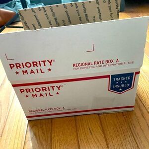 Acessories mystery box! NWT